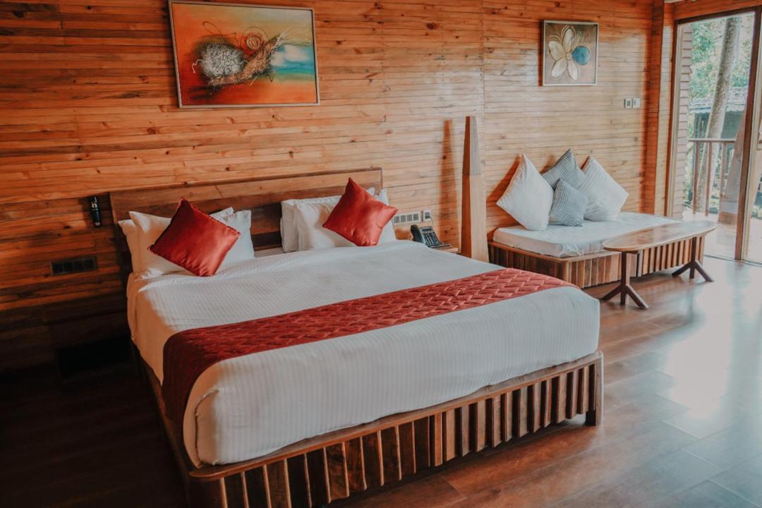 De Foret Elephant Beach Exterior foto